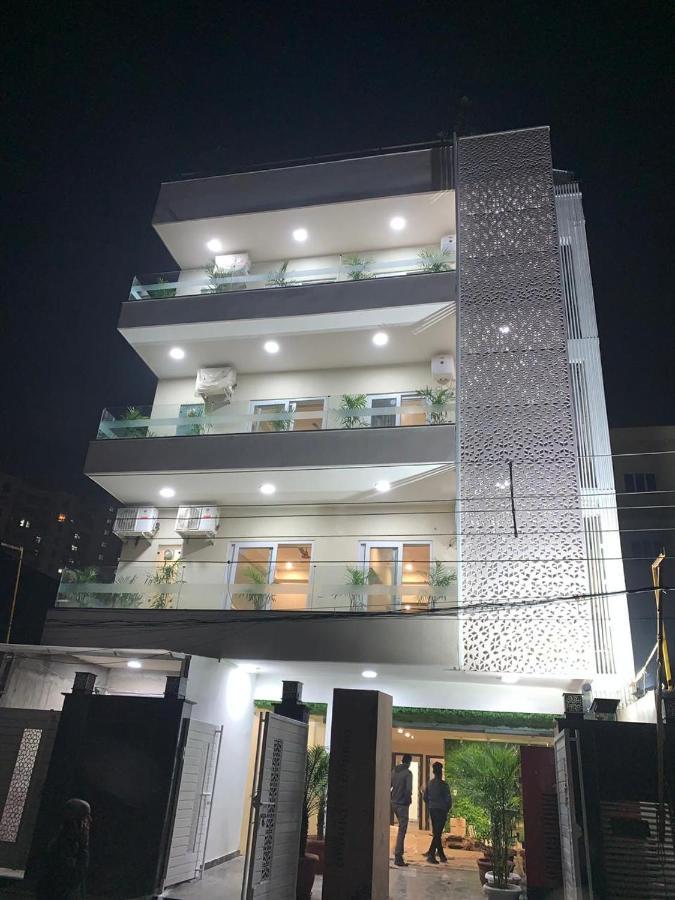 Mavens Inn Gurgaon Exteriör bild